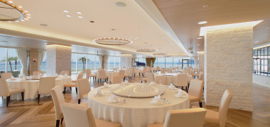 写真：神戸メリケンパークオリエンタルホテルの宴会場